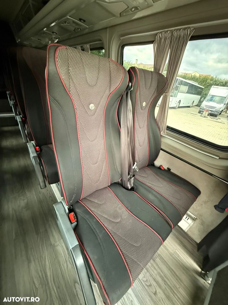 Mercedes-Benz Sprinter - 4