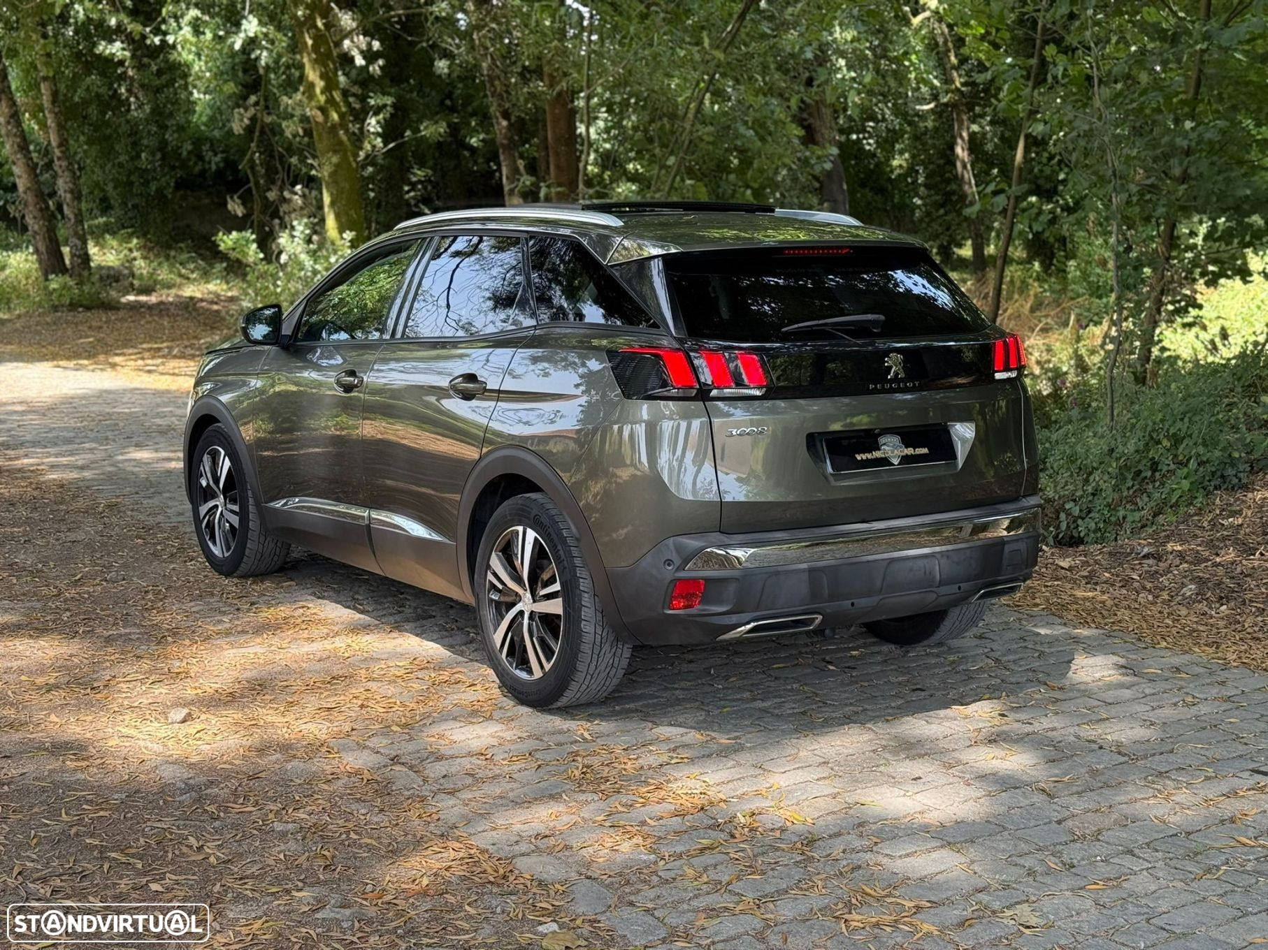 Peugeot 3008 1.2 PureTech GT Line Grip Control EAT6 - 6