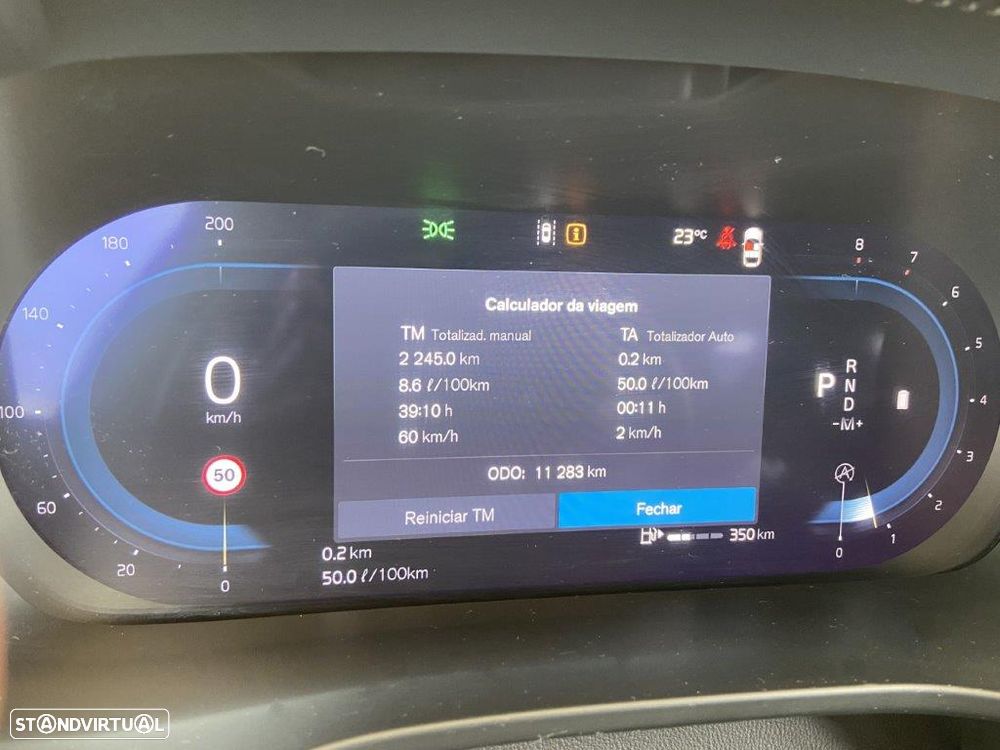 Volvo XC 40 2.0 B3 Plus Dark - 19