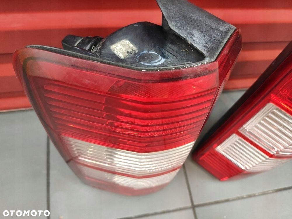 DODGE NITRO 06-11r. LAMPA PRAWA LEWA TYŁ LAMPY TYLNE KPL EUROPA ORYG ŁADNE - 6