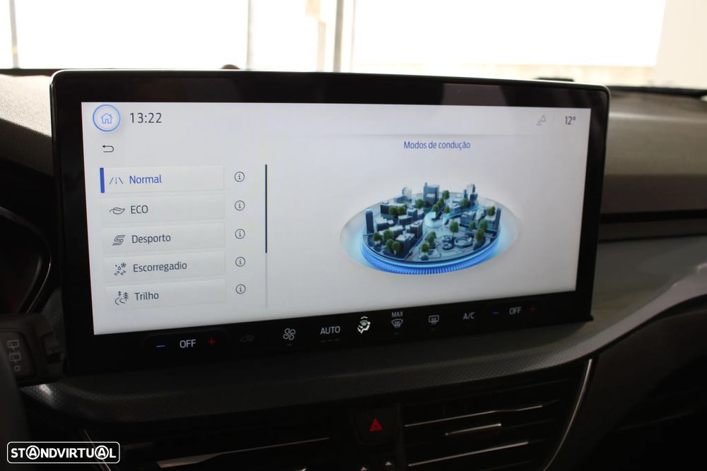 Ford Focus SW 1.0 EcoBoost MHEV Active X - 20