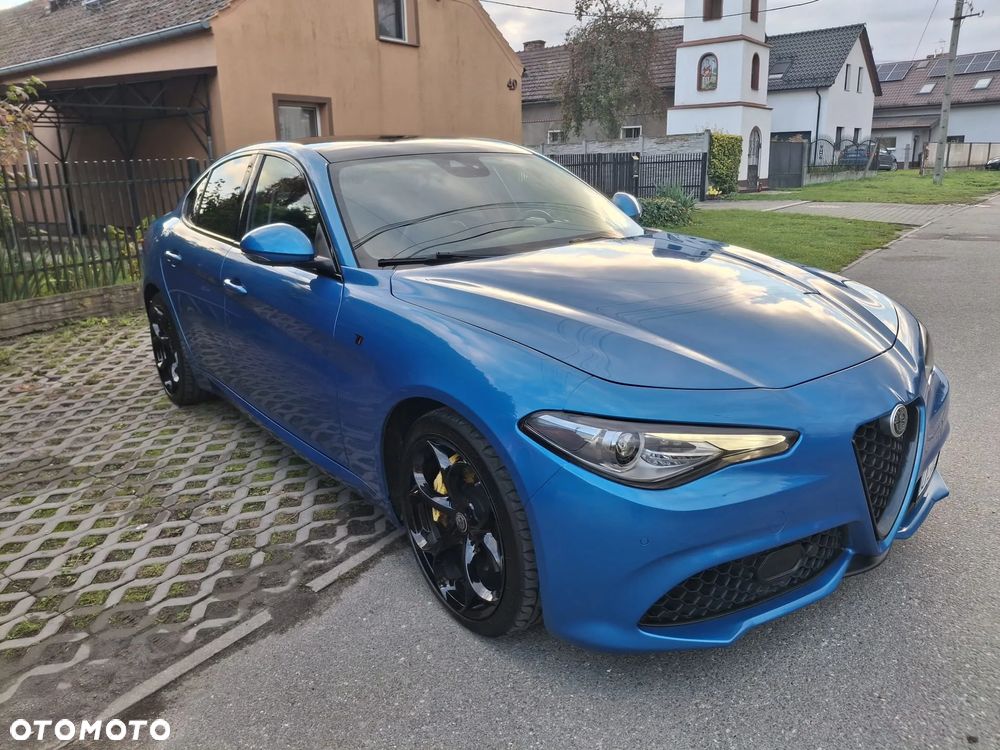 Alfa Romeo Giulia 2.0 Turbo 16V AT8-Q4 Veloce Ti - 10