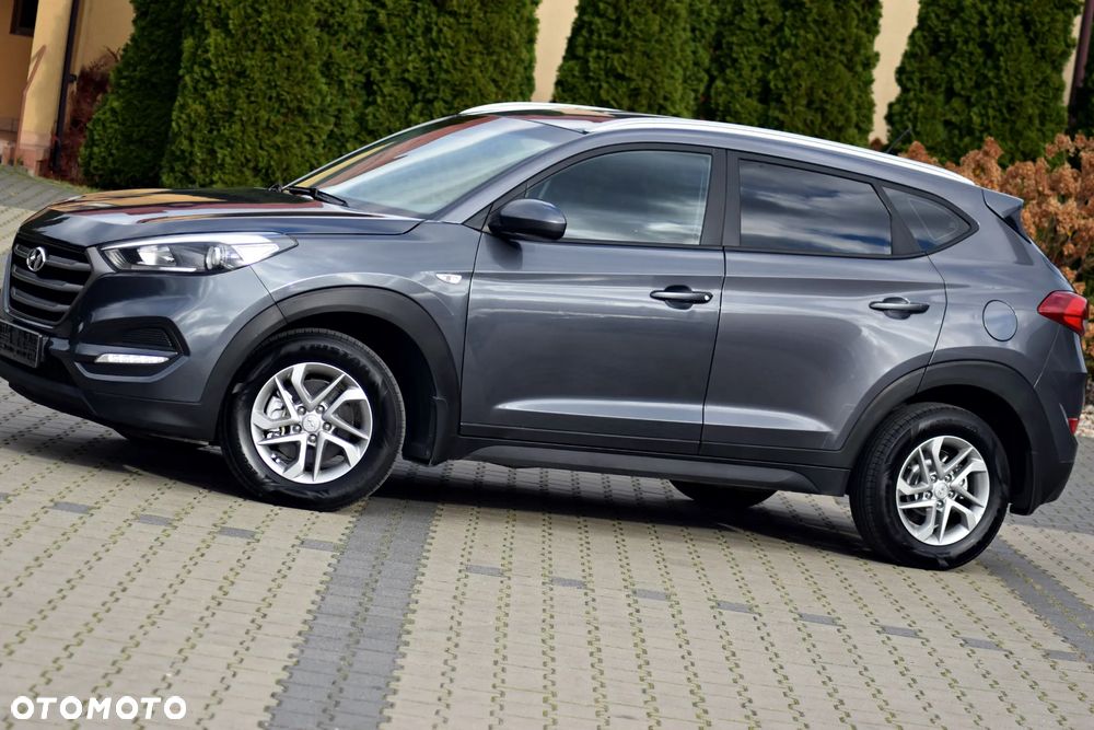 Hyundai Tucson 2.0 CRDI 4WD Automatik Premium - 17