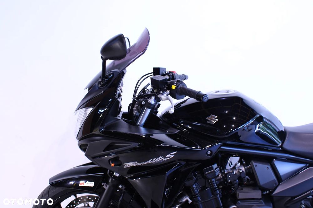 Suzuki Bandit - 11