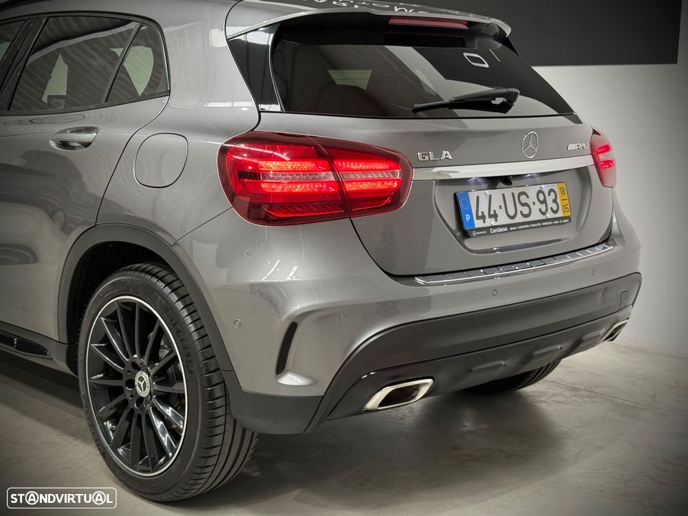Mercedes-Benz GLA 180 d AMG Line - 53