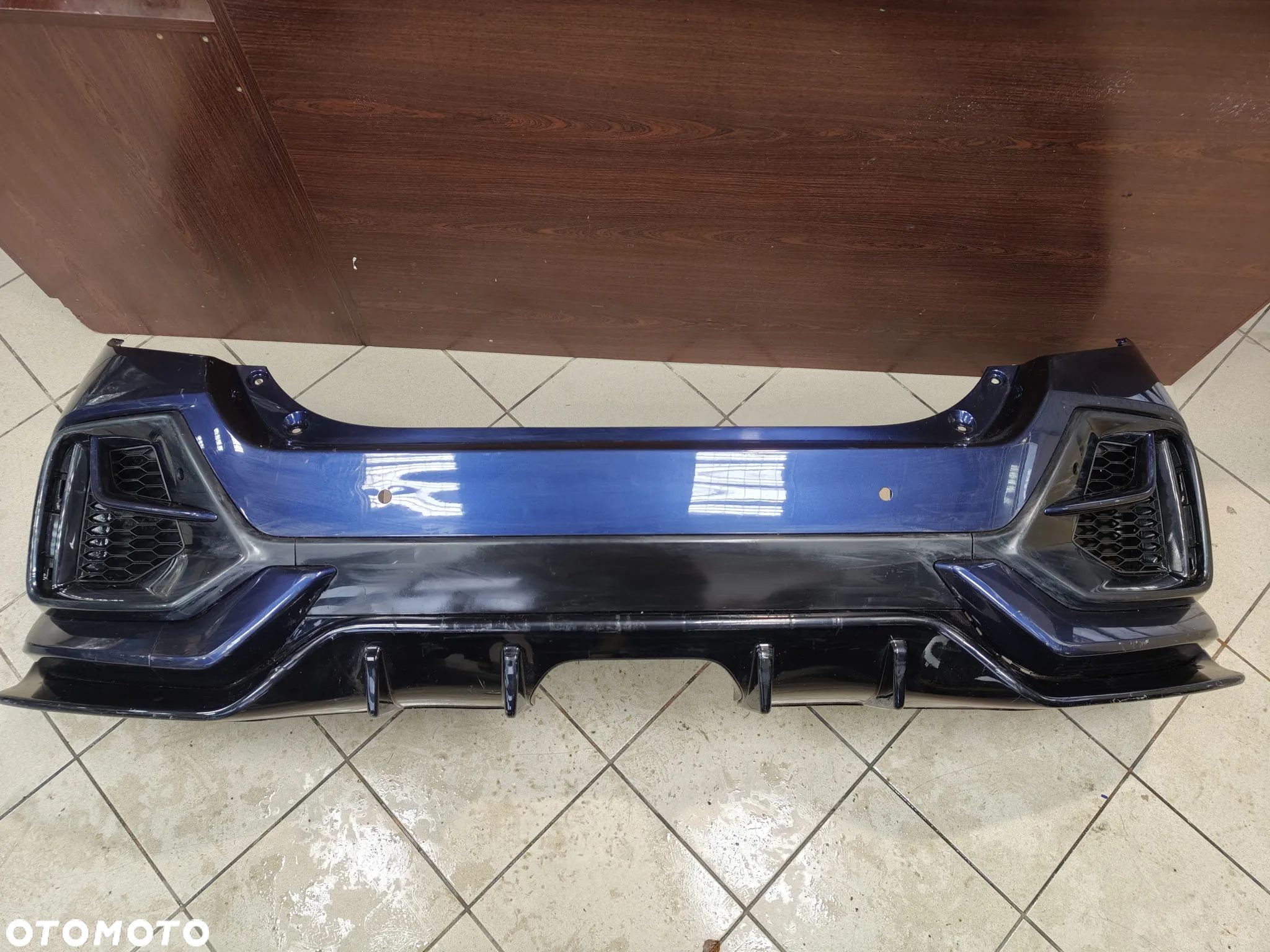 Honda Civic X type R ZDERZAK tył - 1