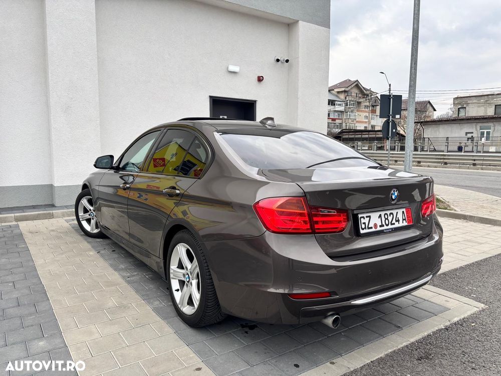 BMW Seria 3 320d Aut. Modern Line - 12