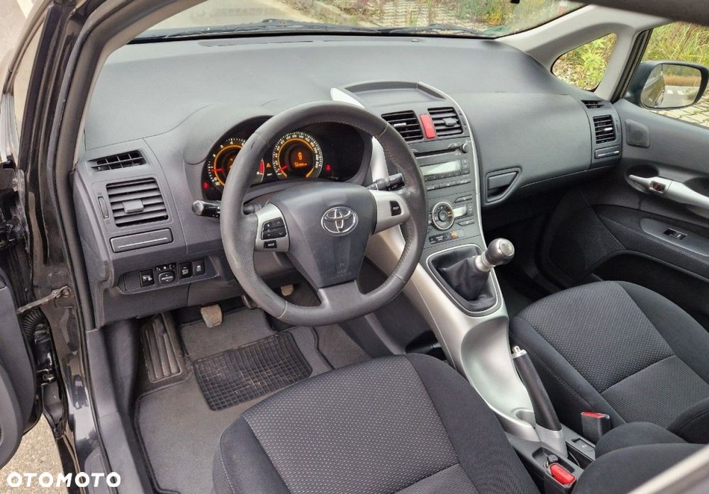 Toyota Auris 1.33 Dual-VVT-i Life - 20