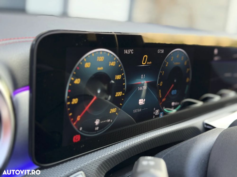 Mercedes-Benz CLA 250 - 20