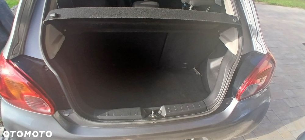 Mitsubishi Space Star - 3