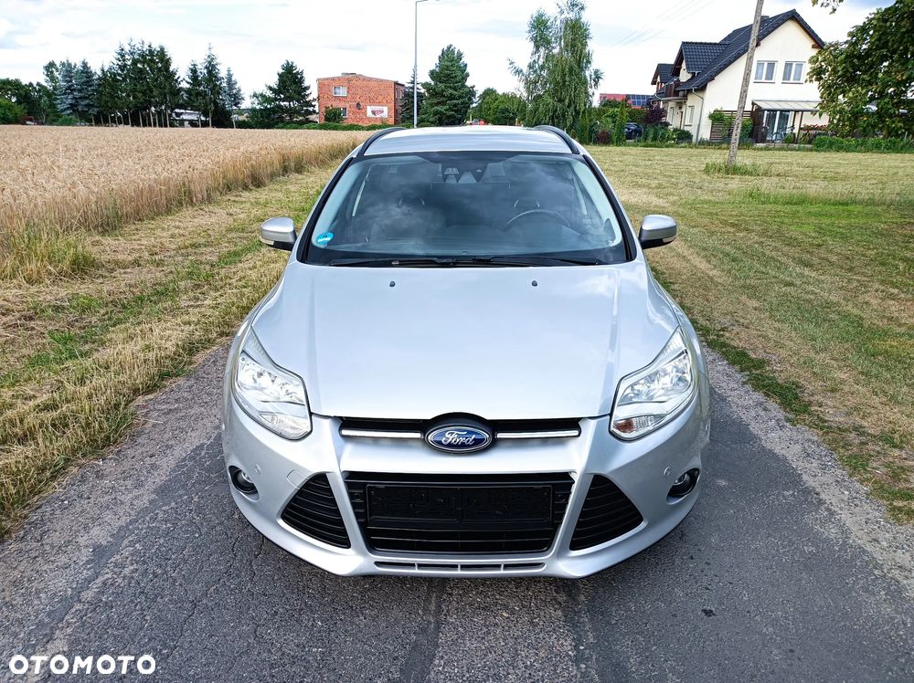 Ford Focus 1.6 TDCi DPF SYNC Edition - 27