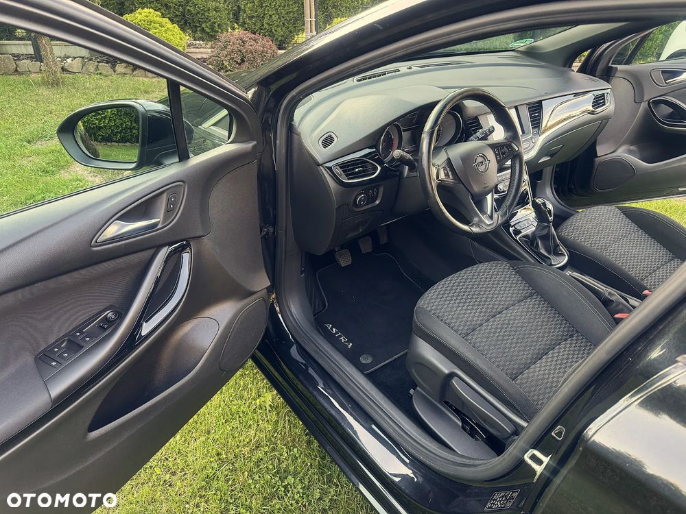 Opel Astra - 10