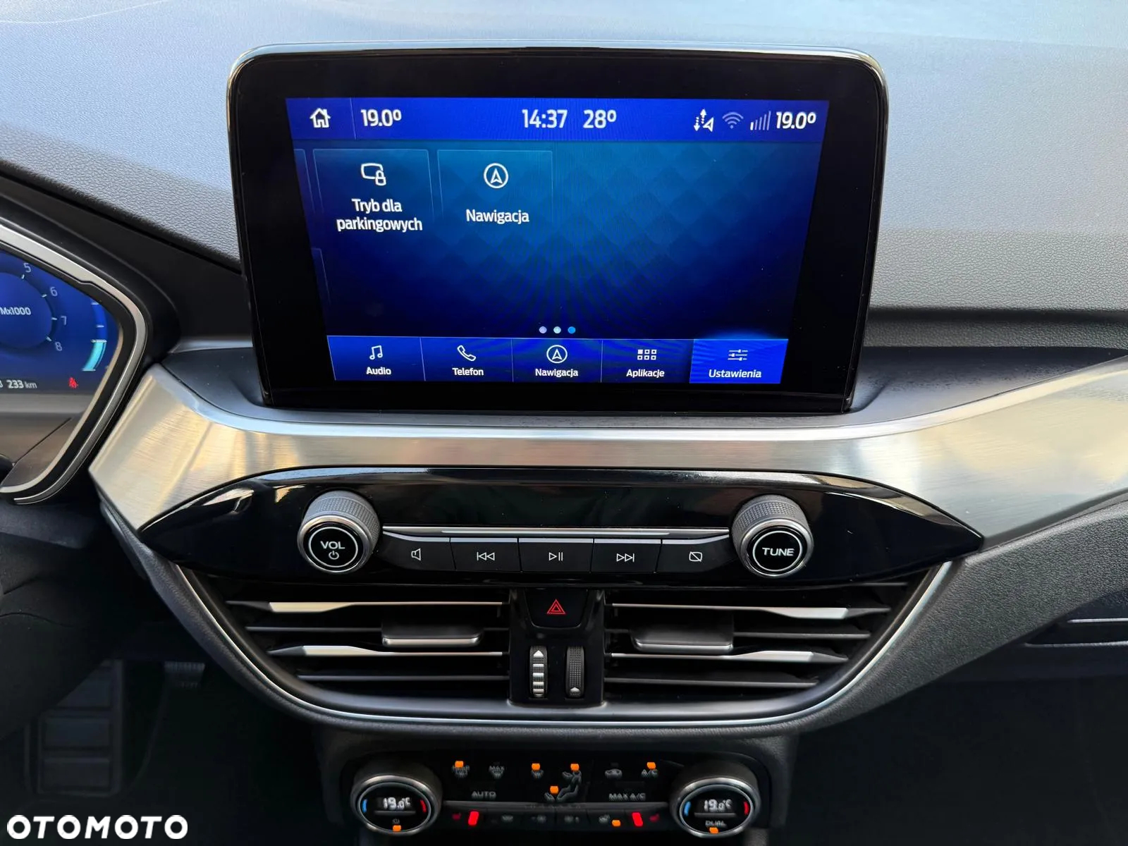 Ford Kuga 1.5 EcoBoost FWD Titanium - 27