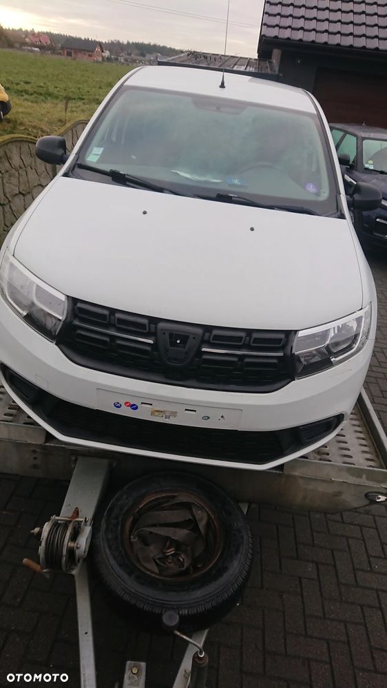 Dacia Sandero - 7