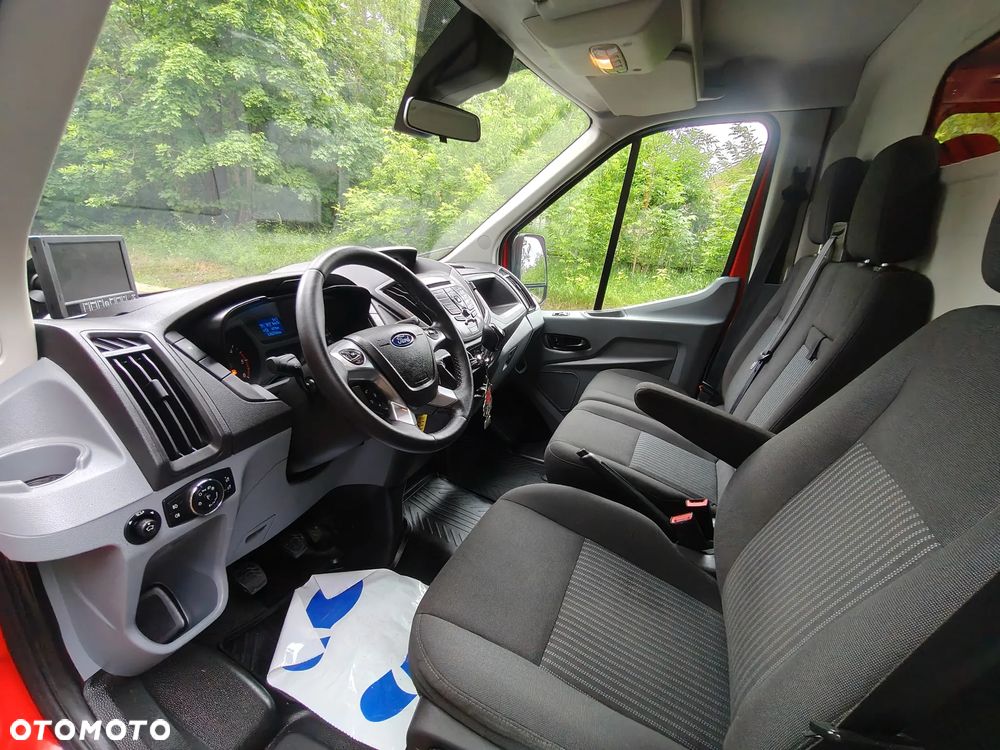 Ford Transit - 23