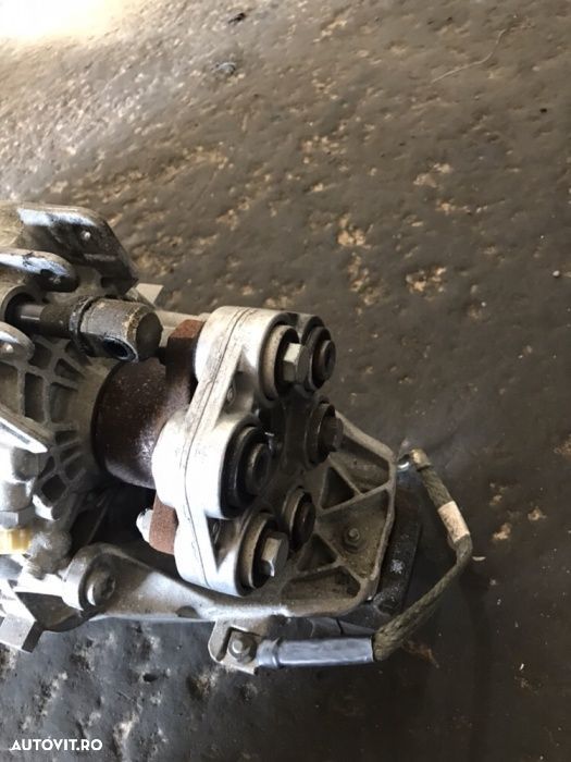 Cutie viteze manuala bmw 520d f10 - 4