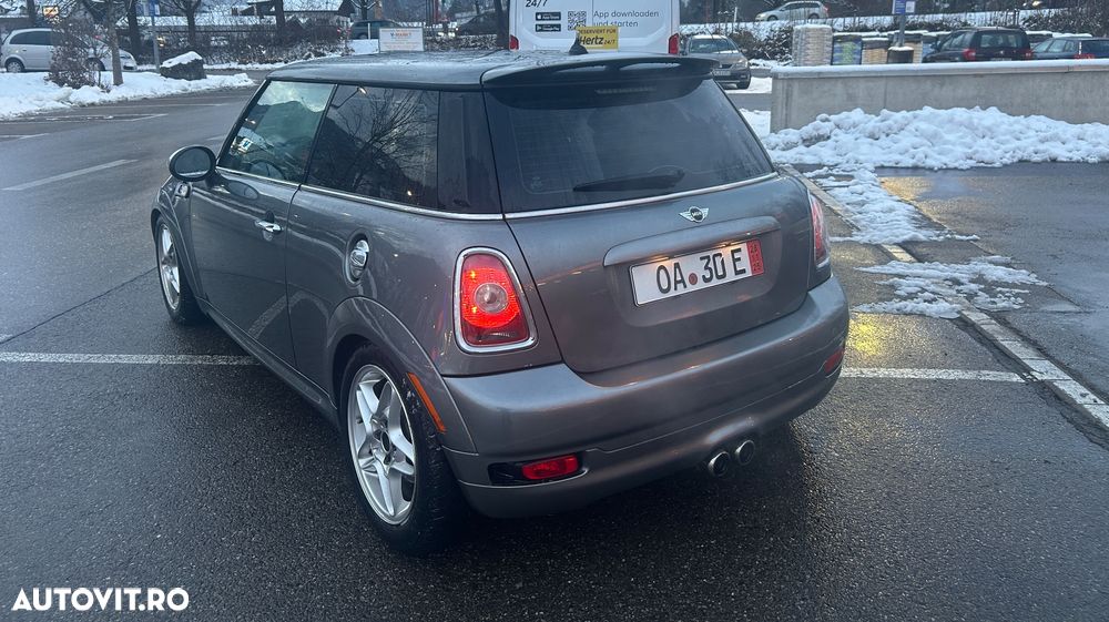 Mini Cooper S Coupe - 4