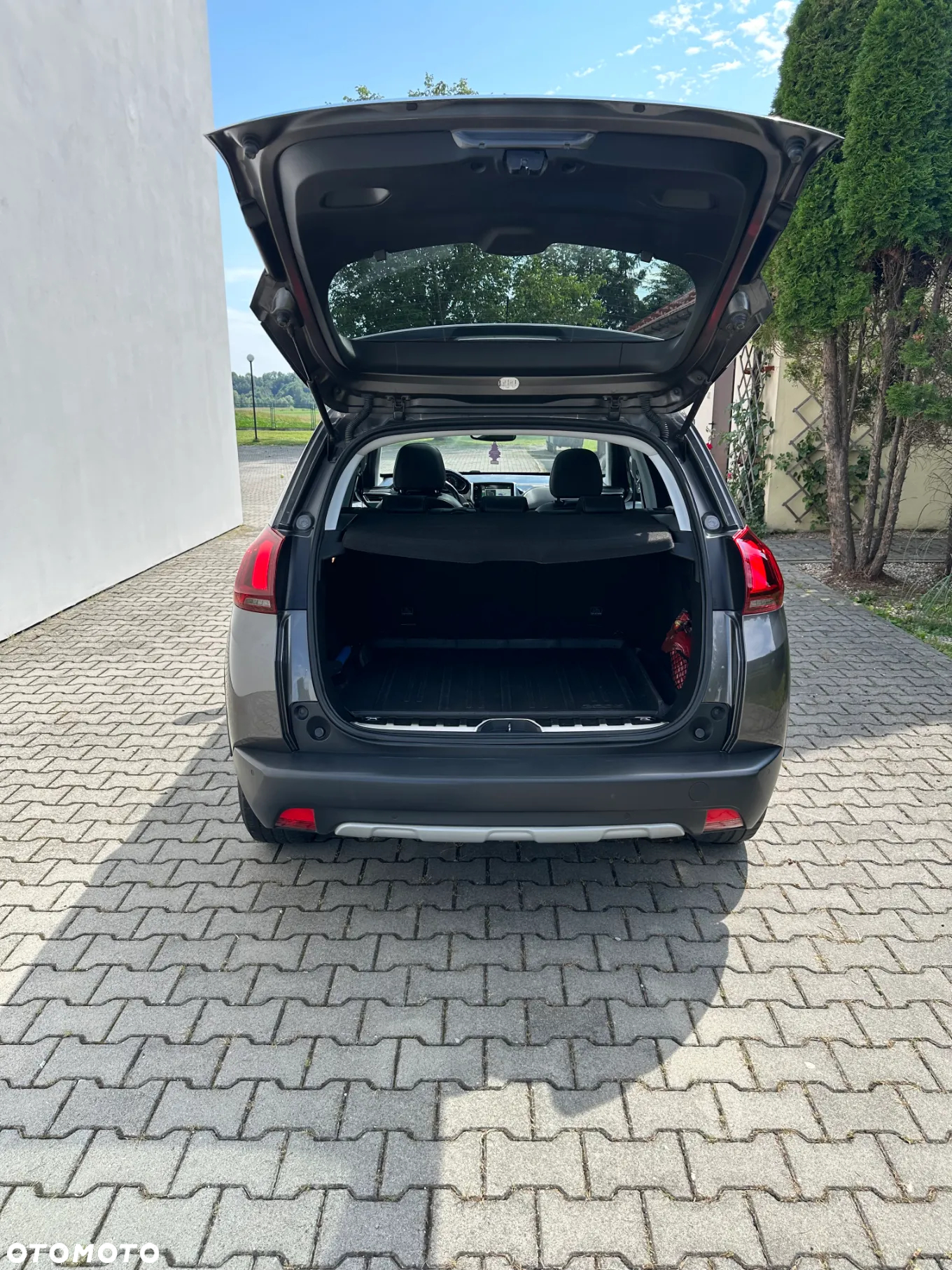 Peugeot 2008 1.5 BlueHDi Allure - 12