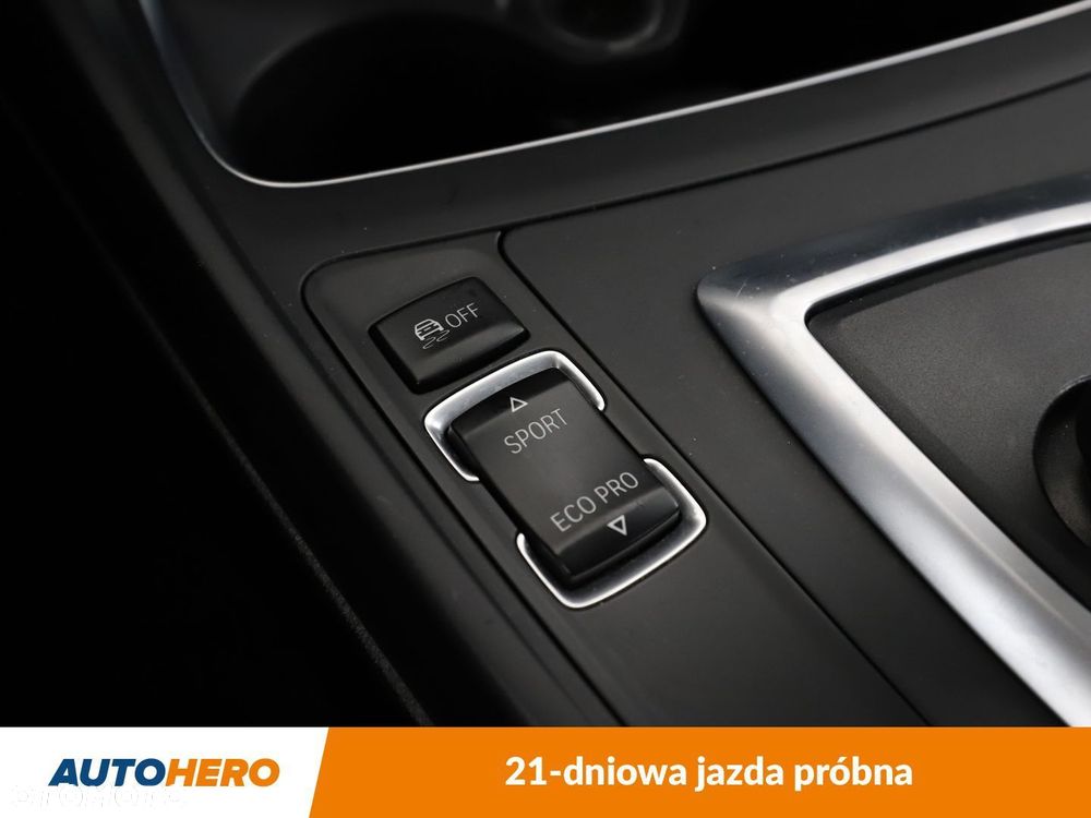 BMW Seria 1 118d Advantage - 25