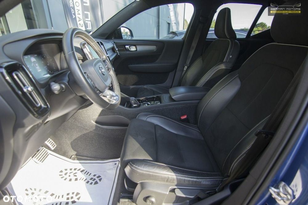 Volvo XC 40 - 23