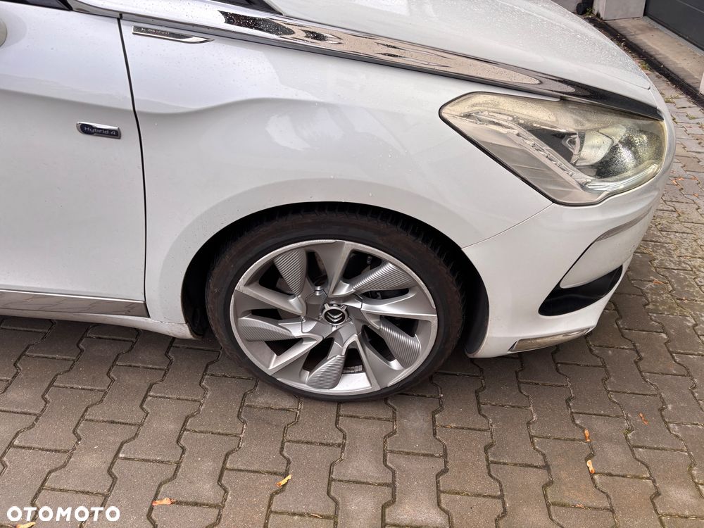 Citroën DS5 HDi 165 SoChic - 9