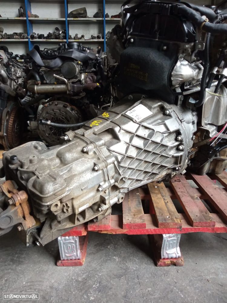 Caixa de 6 velocidades Mercedes Sprinter REF: 711 680 - 1