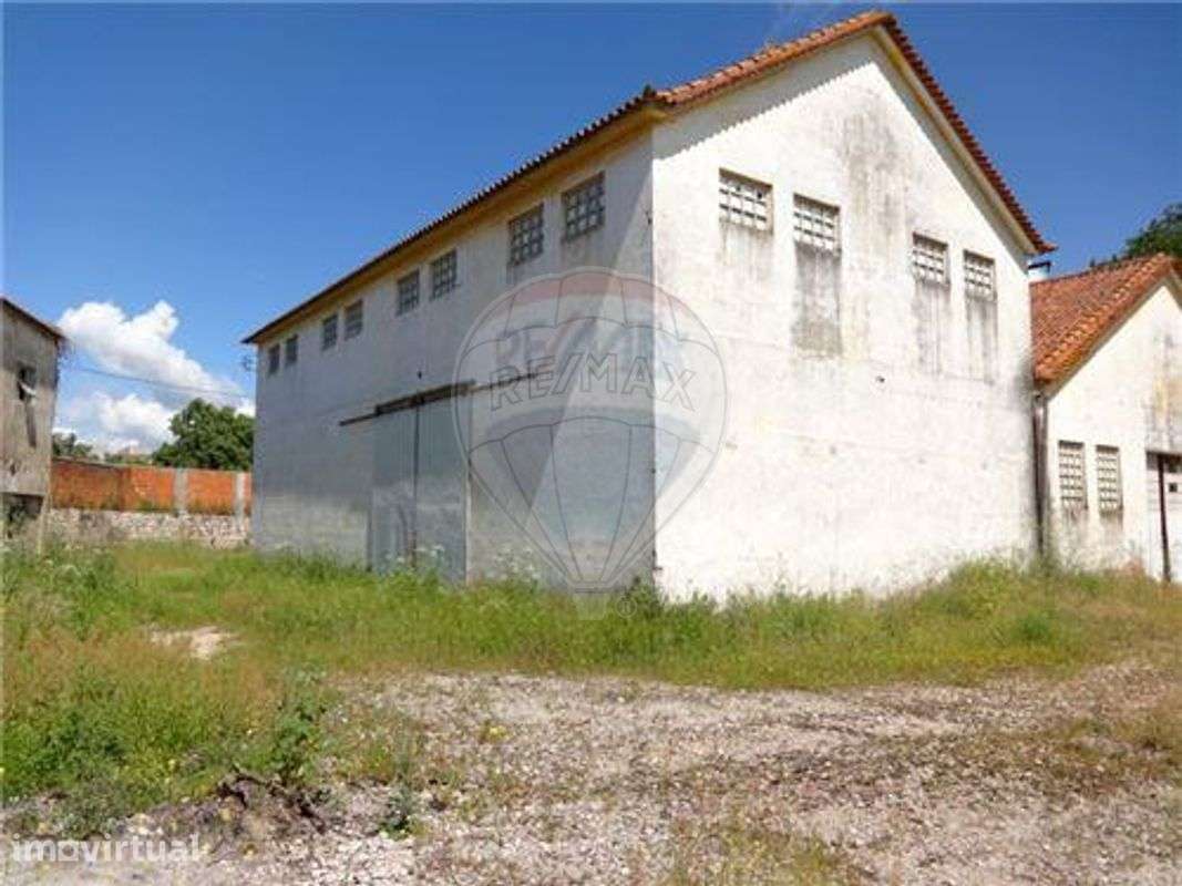 Armazém T0 para venda - Grande imagem: 3/15