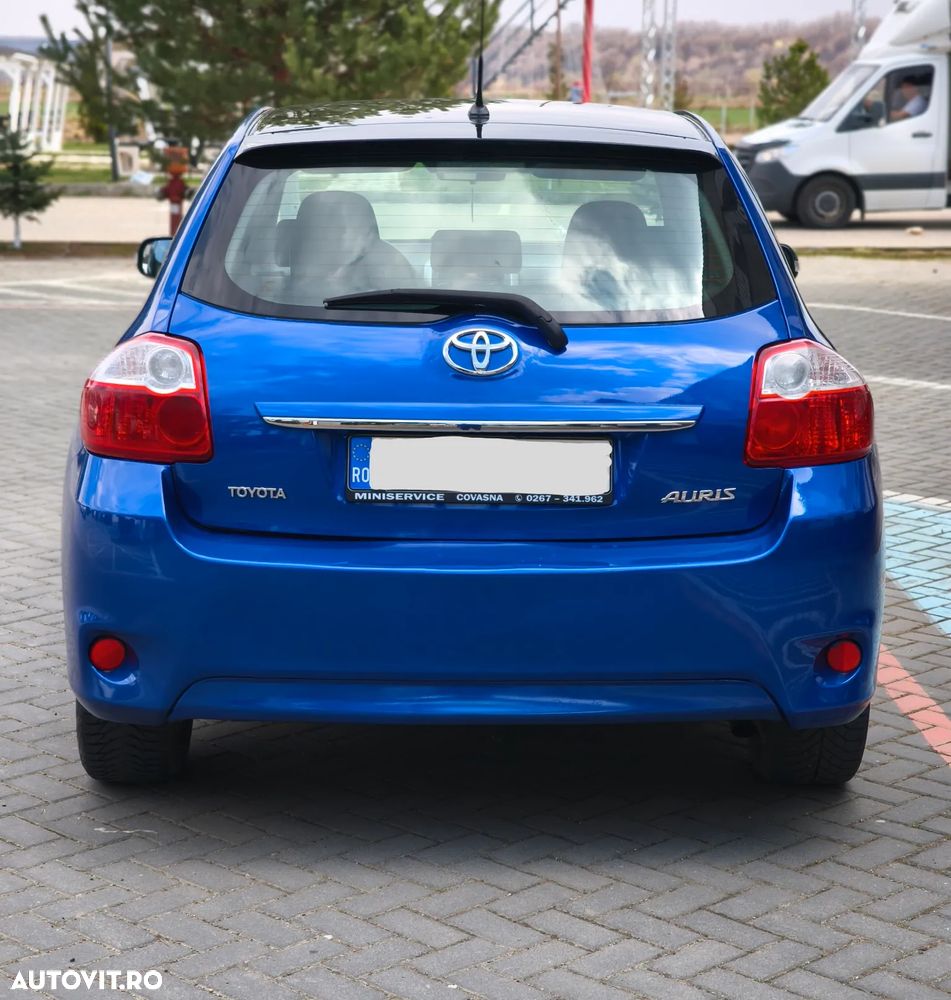 Toyota Auris 1.33 VVT-i Life - 10