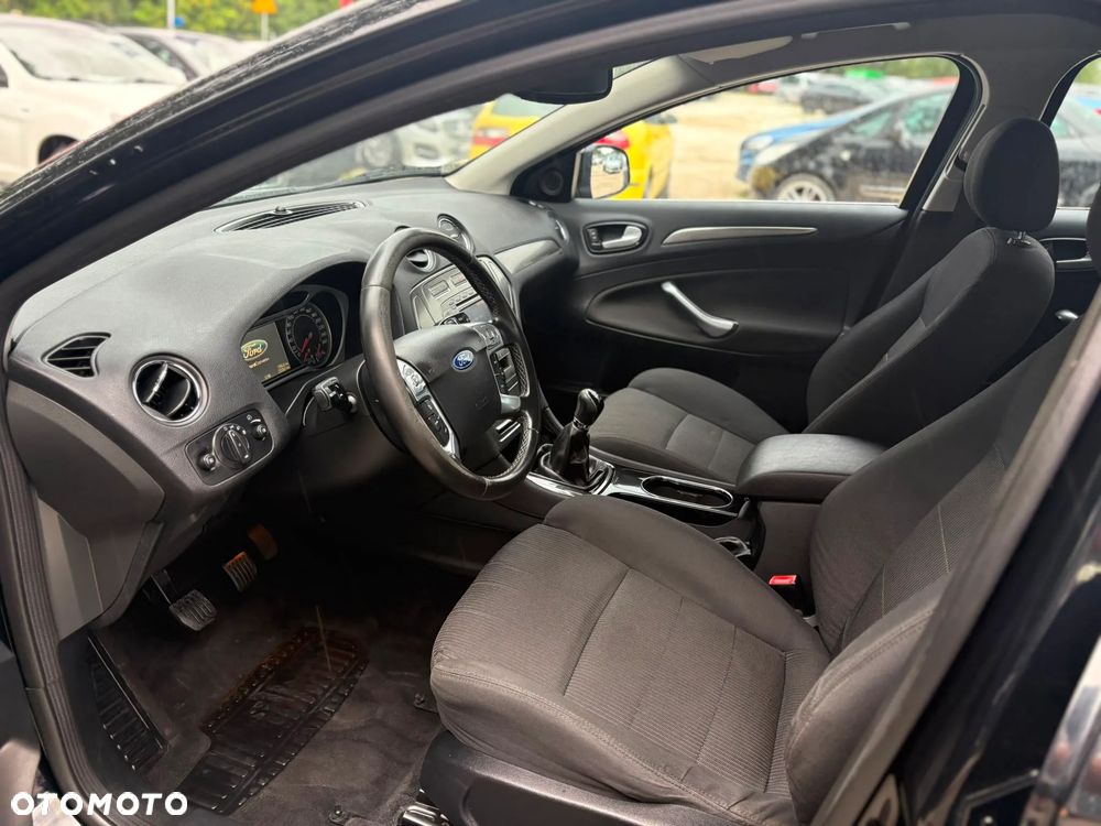 Ford Mondeo - 15