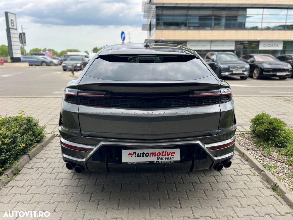 Lamborghini URUS - 5
