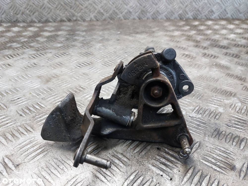 WYBIERAK SKRZYNI BIEGÓW VOLKSWAGEN TOURAN I 2.0 TDI 1K0711046M - 2