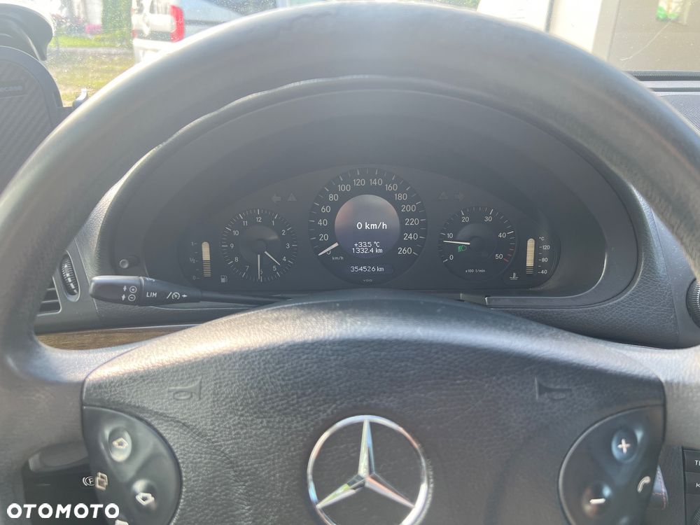 Mercedes-Benz Klasa E 200 CDI Classic - 8