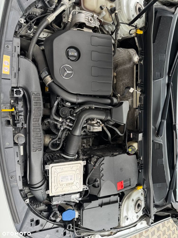 Mercedes-Benz Klasa A 180 AMG Line 7G-DCT - 25