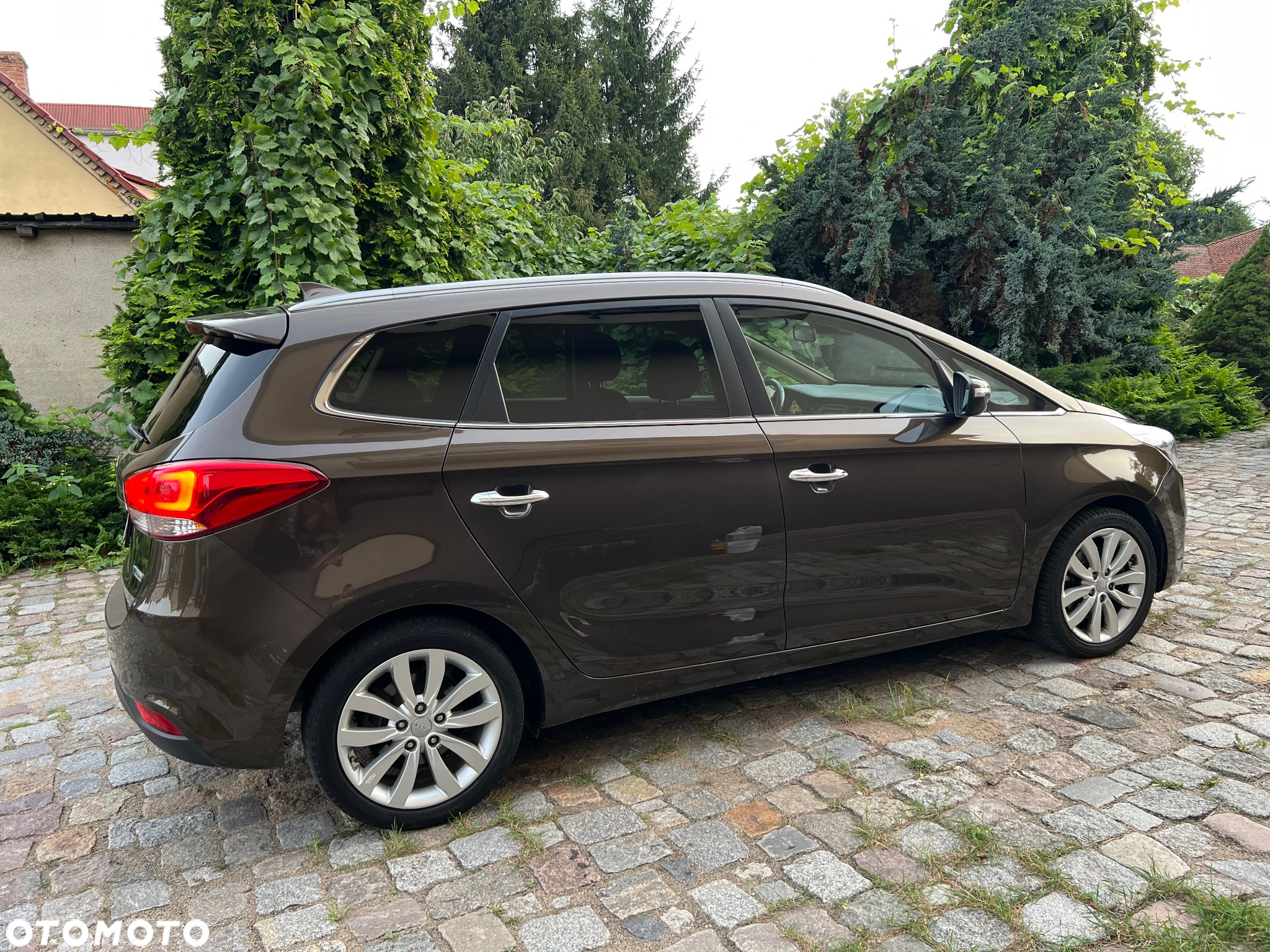 Kia Carens 1.6 GDI L 7os - 7