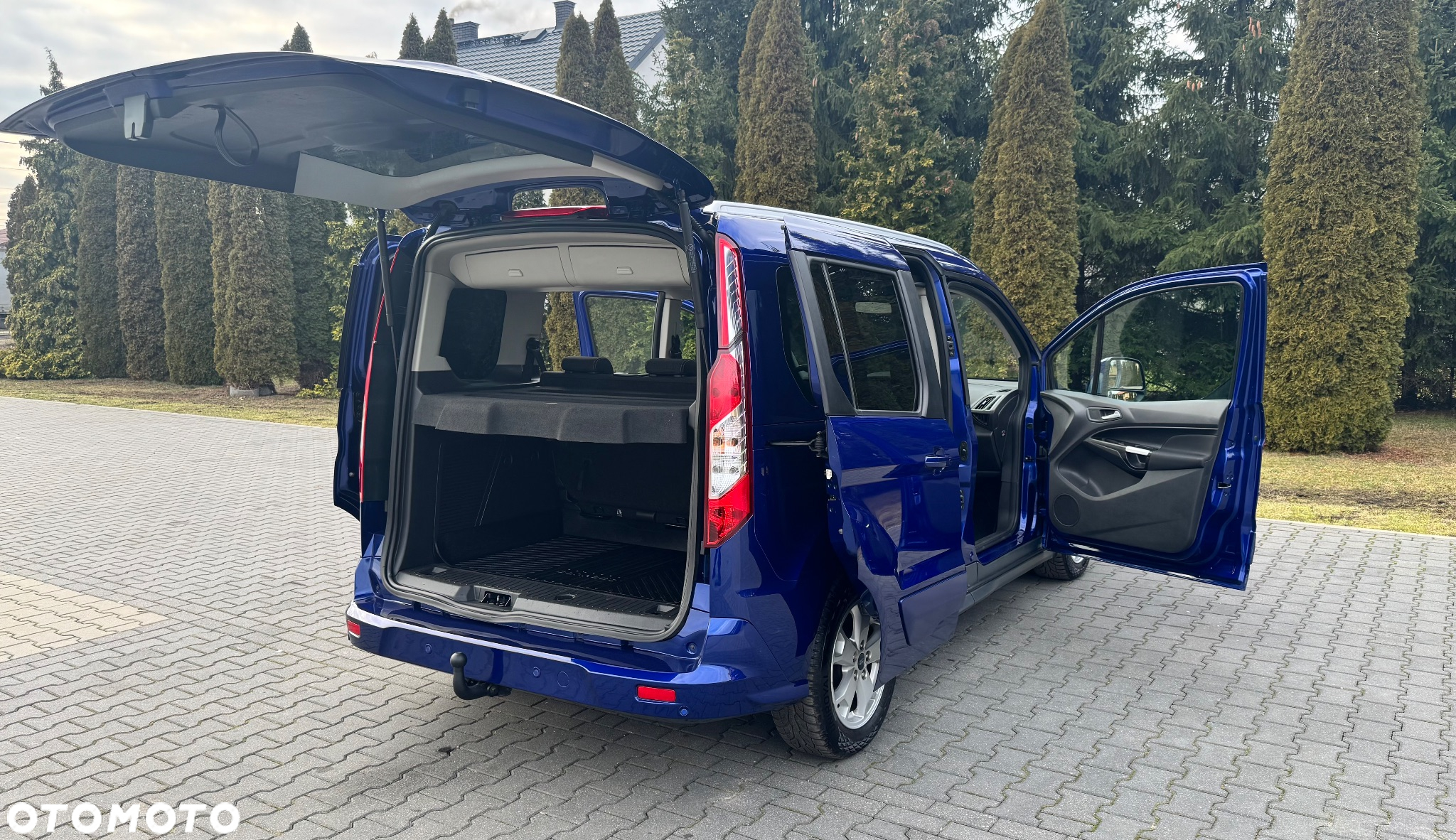Ford Tourneo Connect 1.5 TDCi Start-Stop Titanium - 39