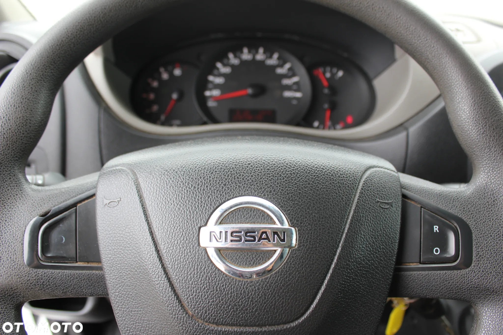 Nissan NV400 - 15