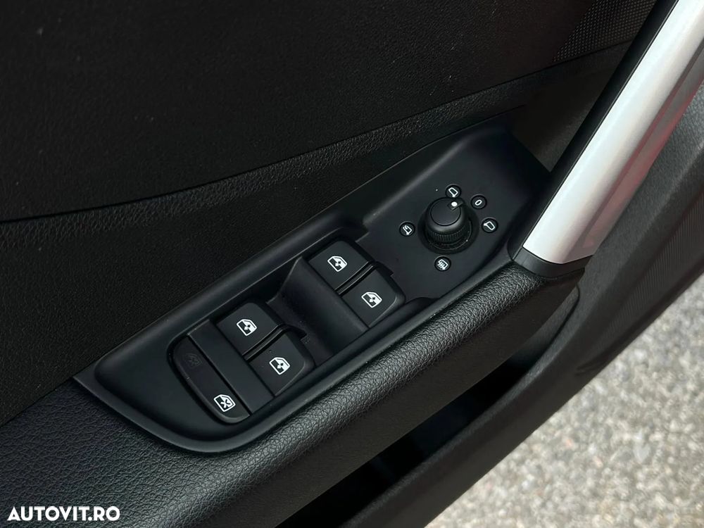 Audi Q2 35 TDI S tronic design - 26