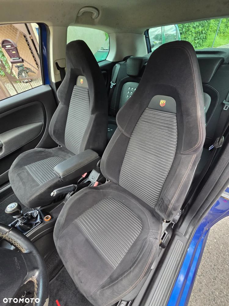 Fiat Grande Punto 1.4 16V Racing - 16