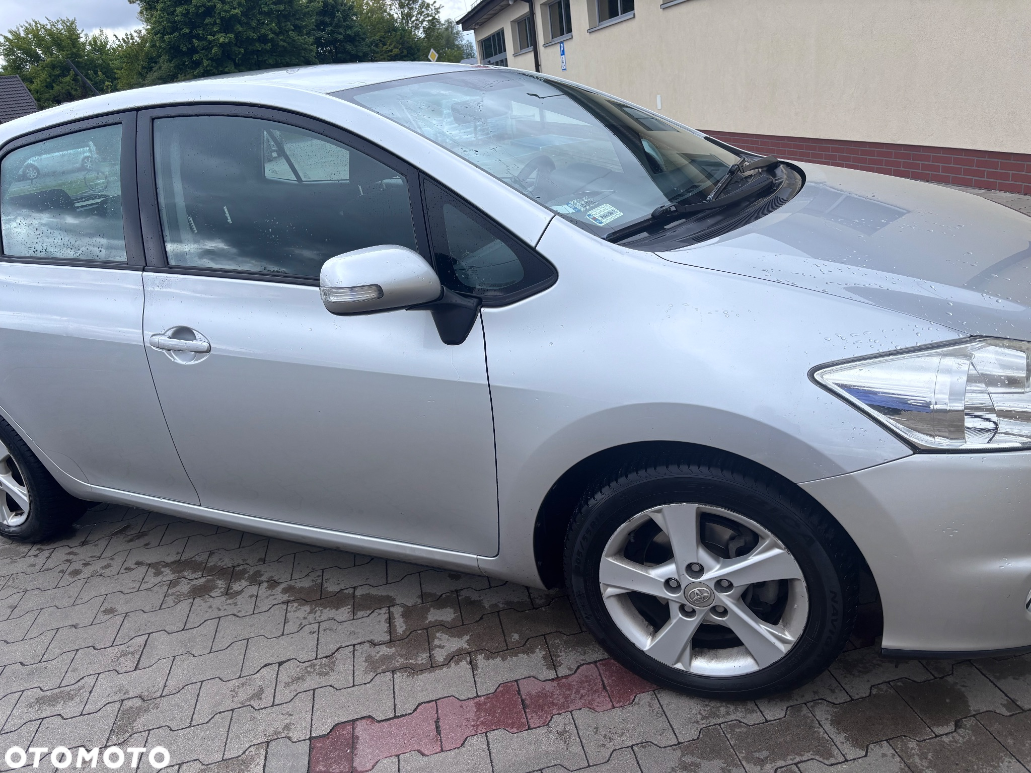 Toyota Auris 1.6 Luna - 8