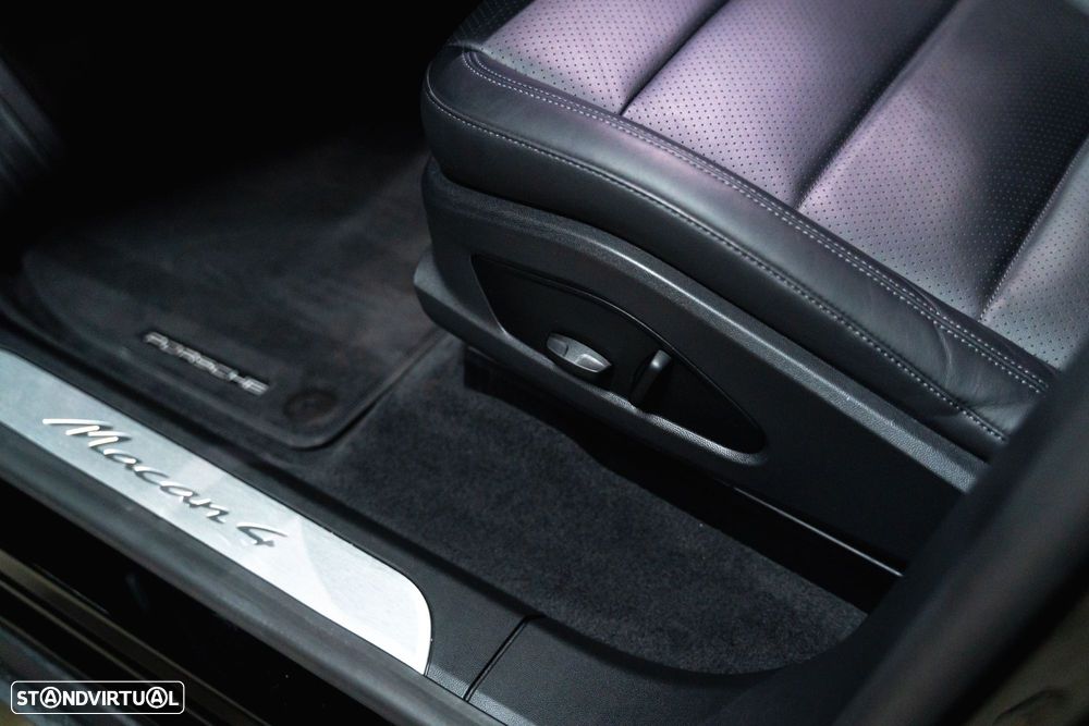 Porsche Macan Electric 4 - 9