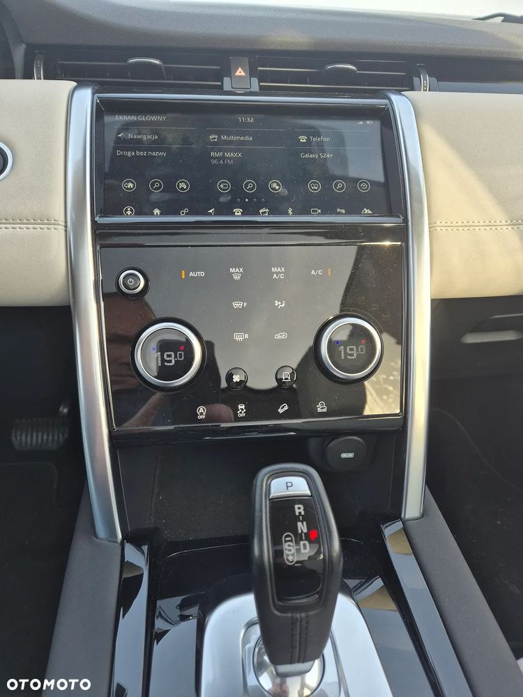 Land Rover Discovery Sport 2.0 D180 HSE - 14