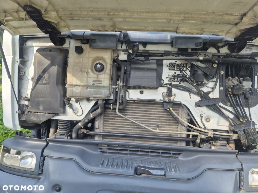 Renault Kerax - 5