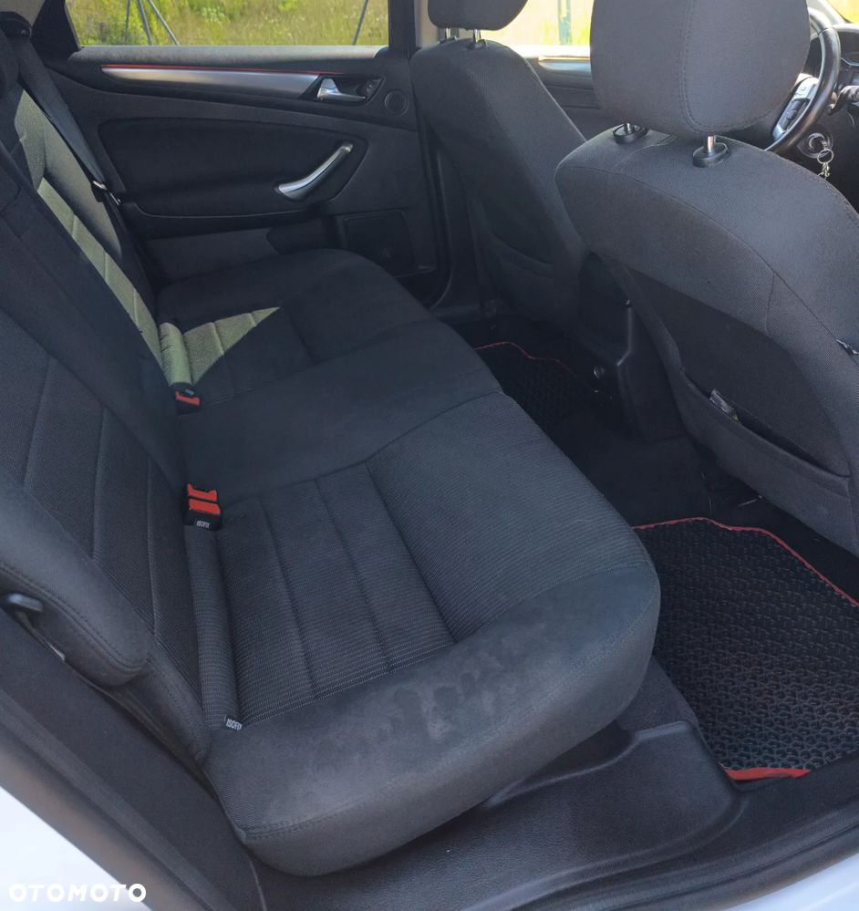 Ford Mondeo 2.2 TDCi Titanium X - 12