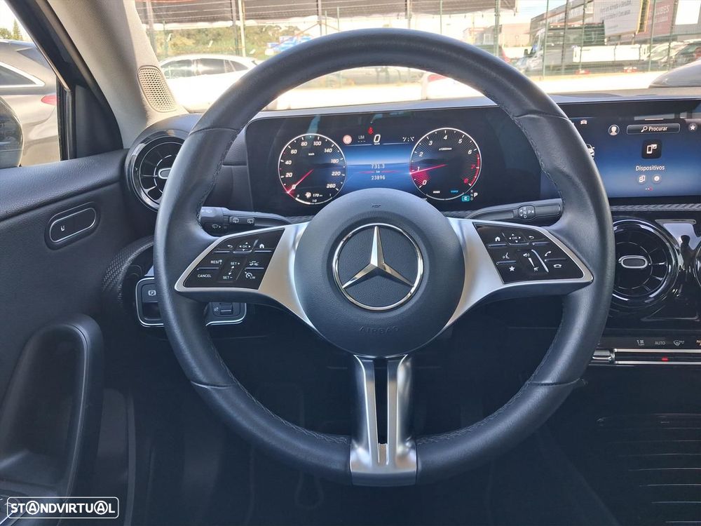 Mercedes-Benz A 200 Standard - 20