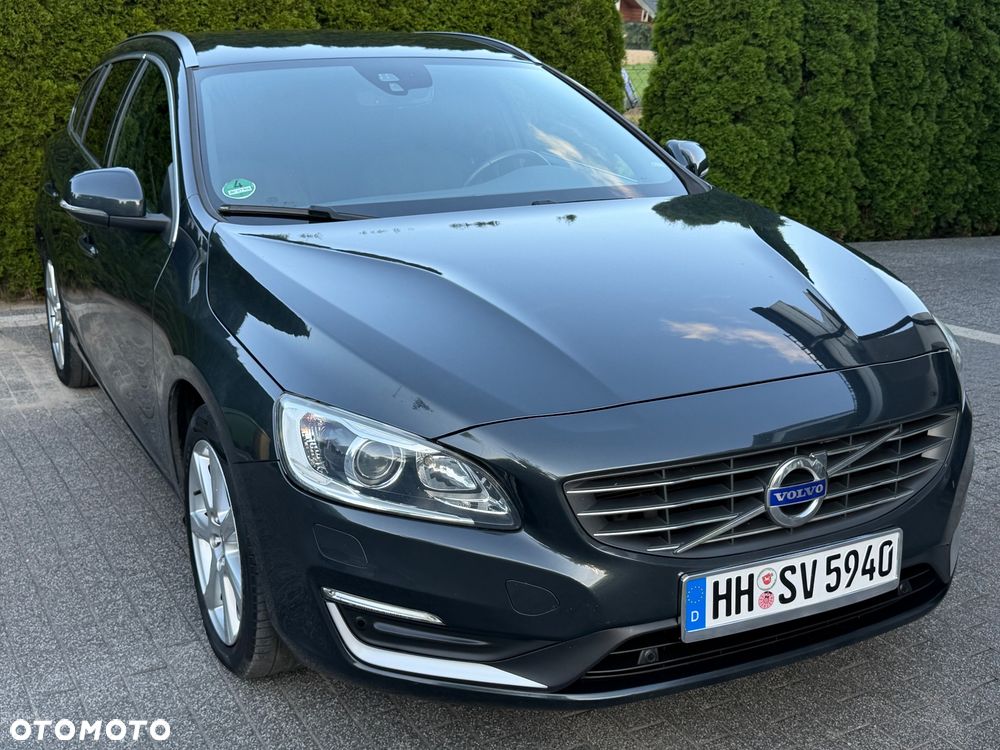 Volvo V60 D2 Drive-E Momentum - 12