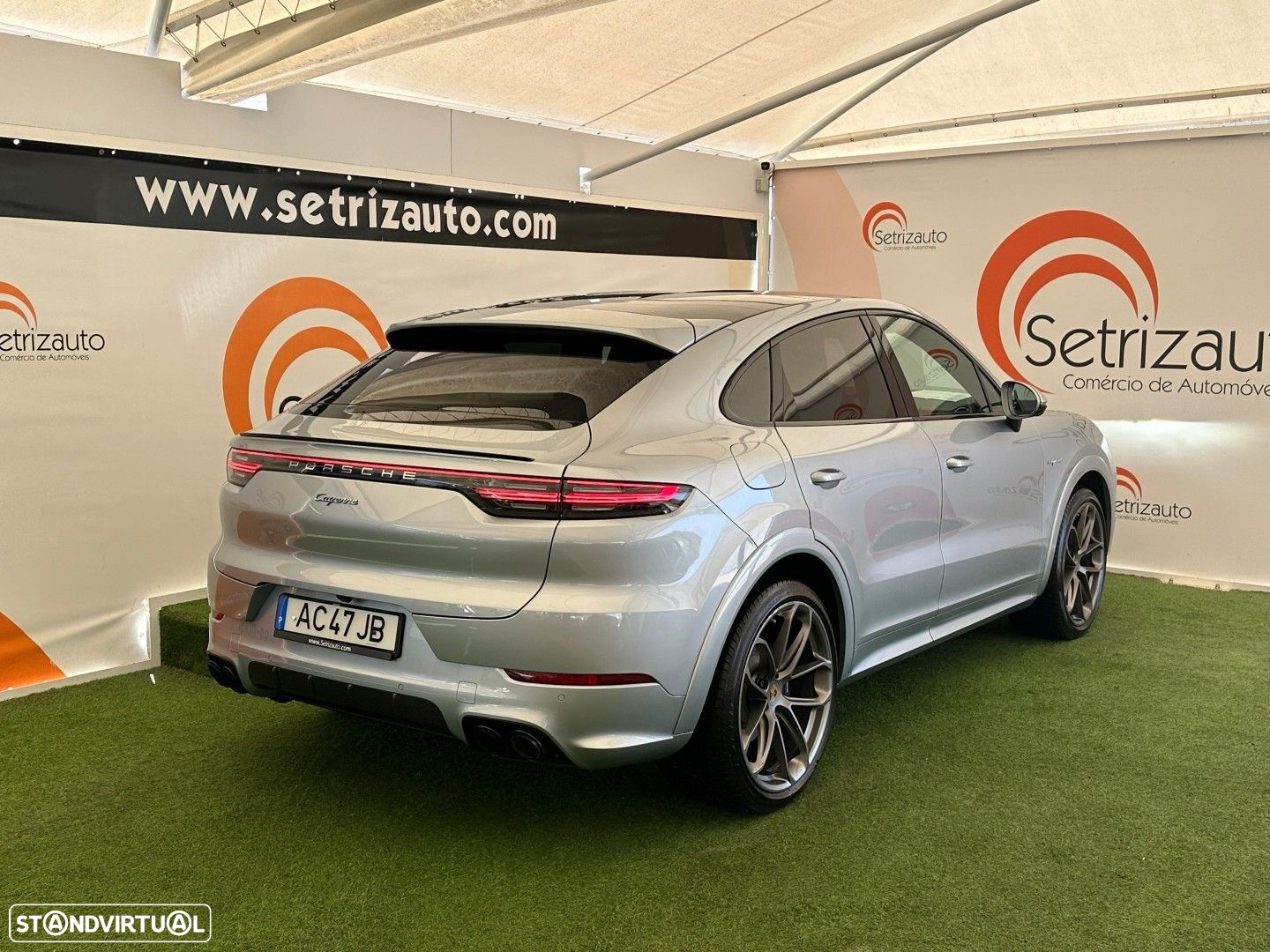 Porsche Cayenne Coupé E-Hybrid - 7