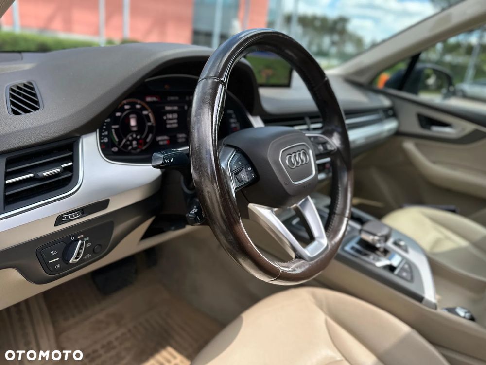 Audi Q7 - 18