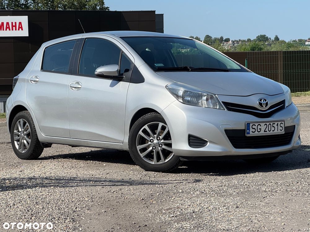 Toyota Yaris 1.4 D-4D Premium - 3