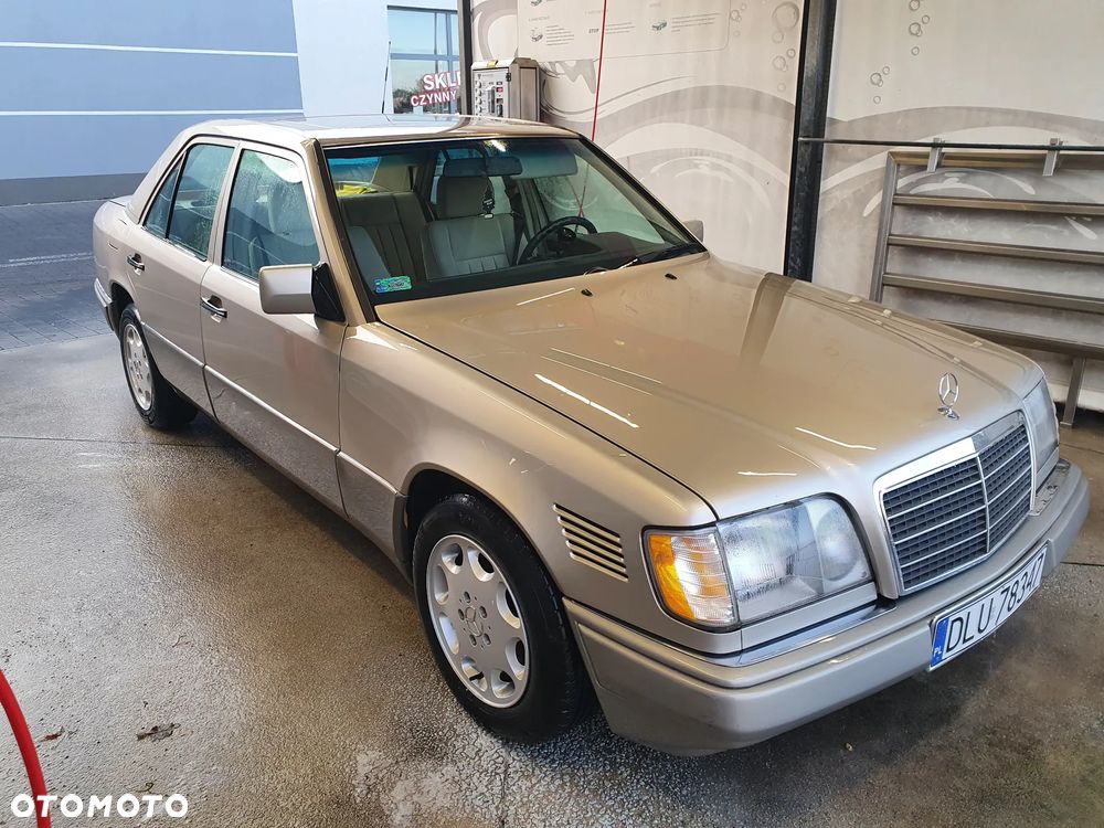 Mercedes-Benz Klasa E - 2