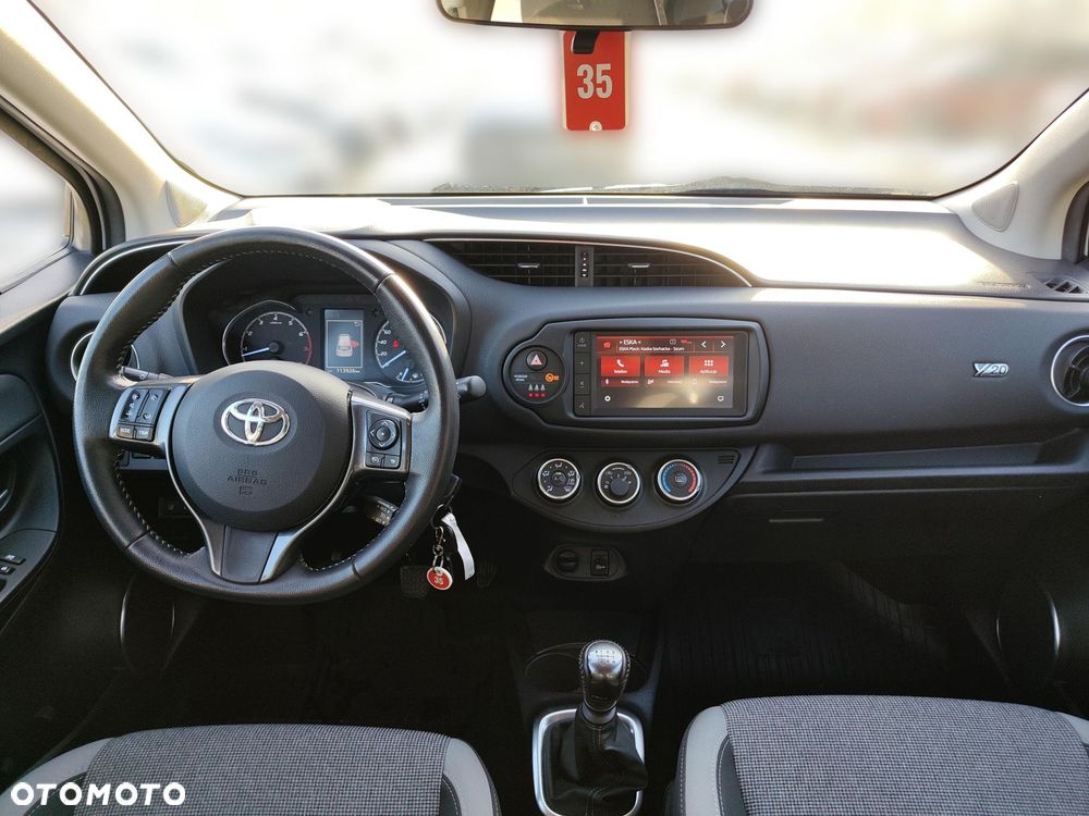 Toyota Yaris - 11